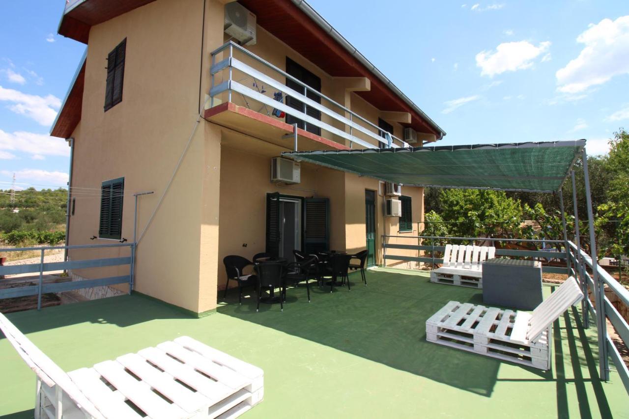 Hostel Marko 迪斯诺 外观 照片
