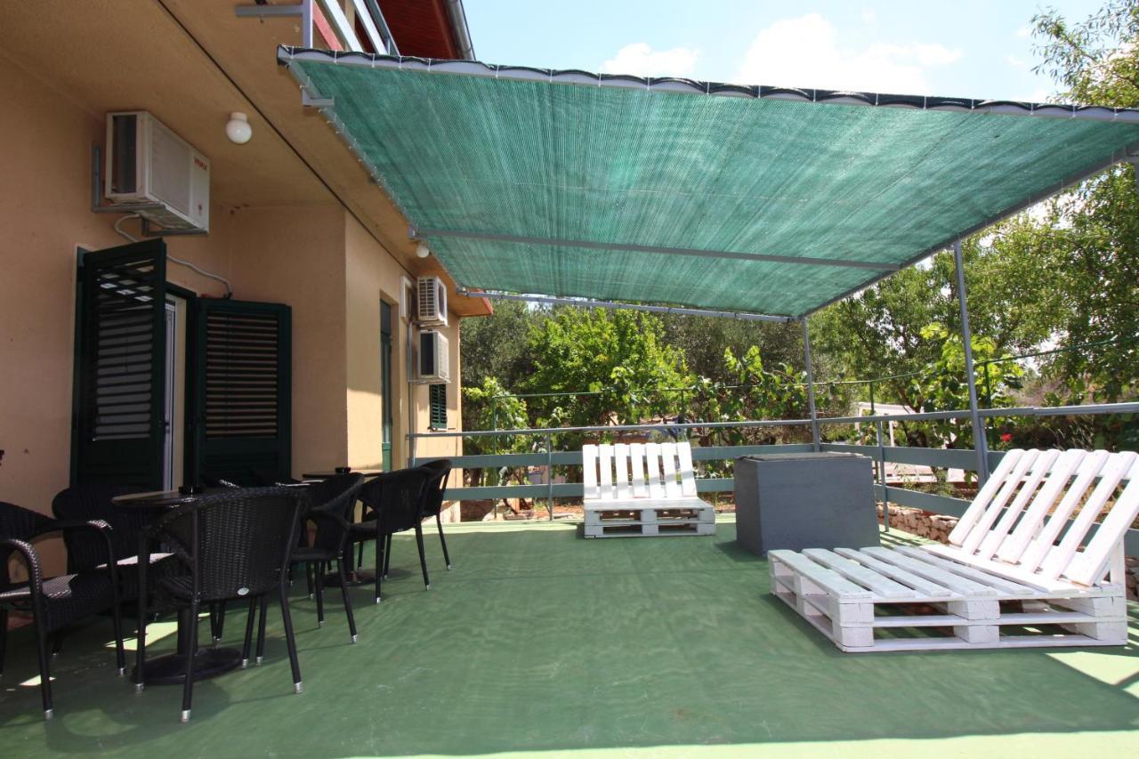 Hostel Marko 迪斯诺 外观 照片