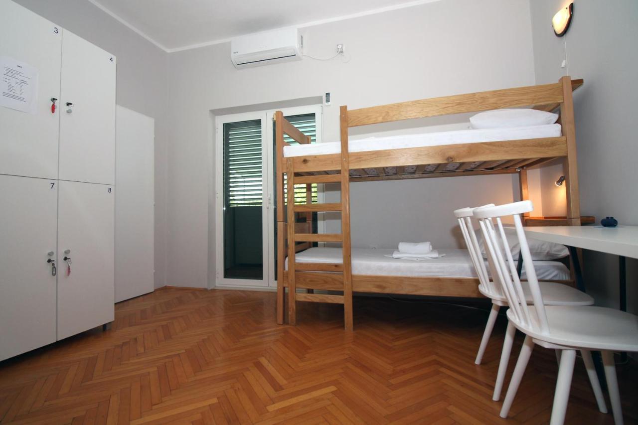 Hostel Marko 迪斯诺 外观 照片